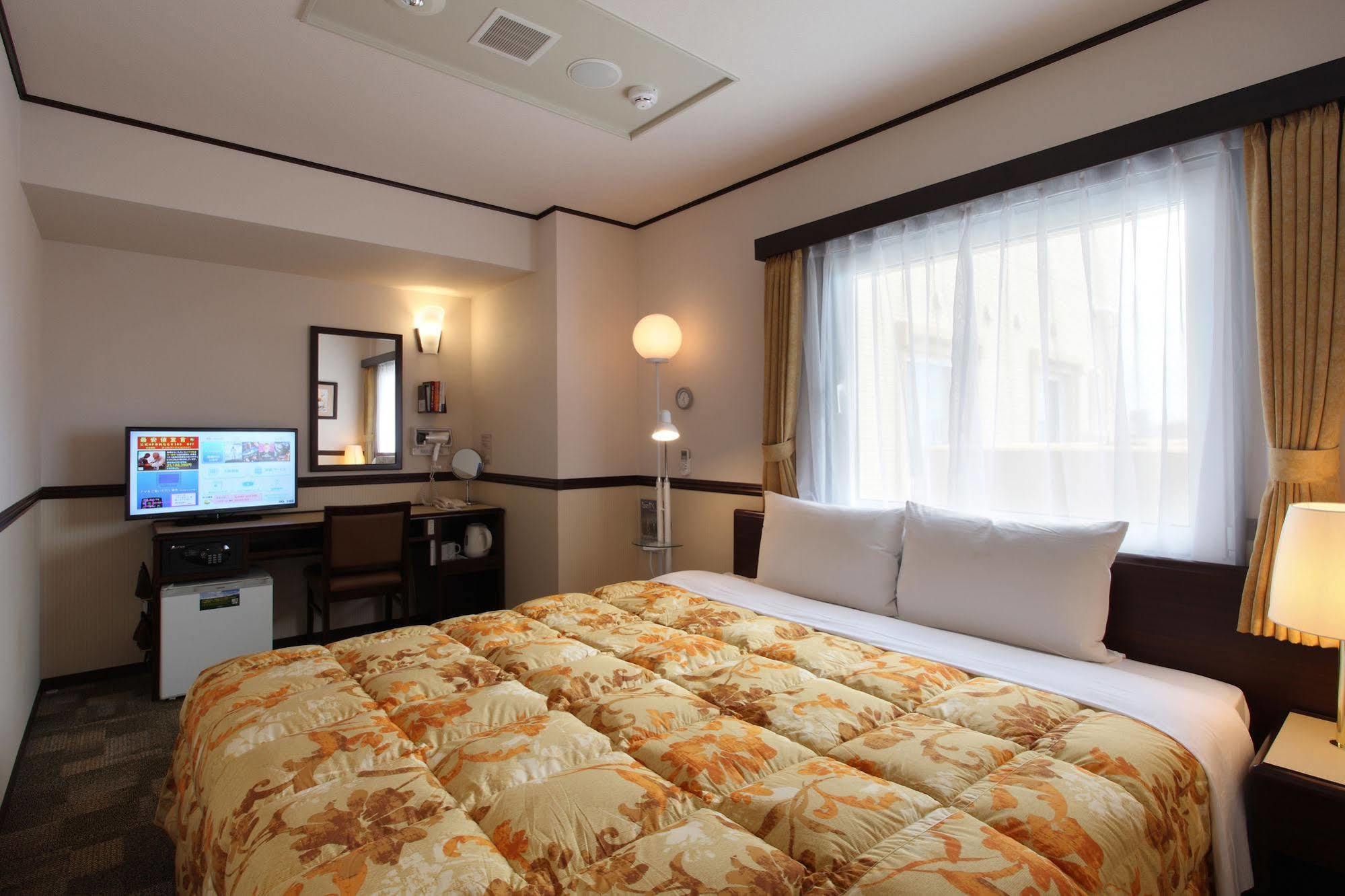 Toyoko Inn Sendai Nishi-Guchi Hirose-Dori Εξωτερικό φωτογραφία
